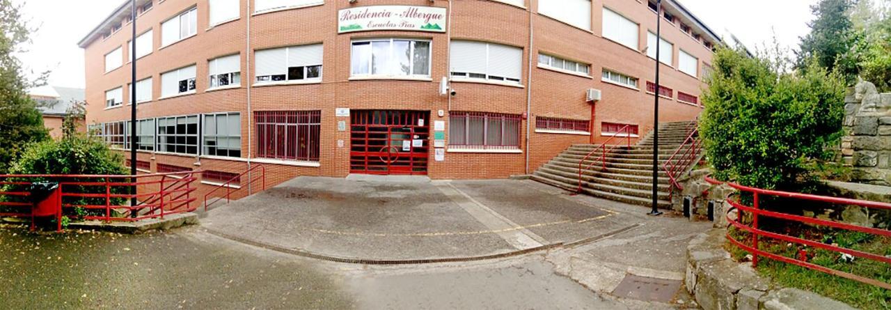 Residencia Albergue Jaca Eksteriør bilde