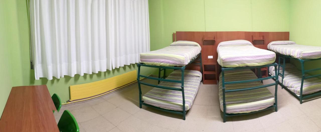 Residencia Albergue Jaca Eksteriør bilde